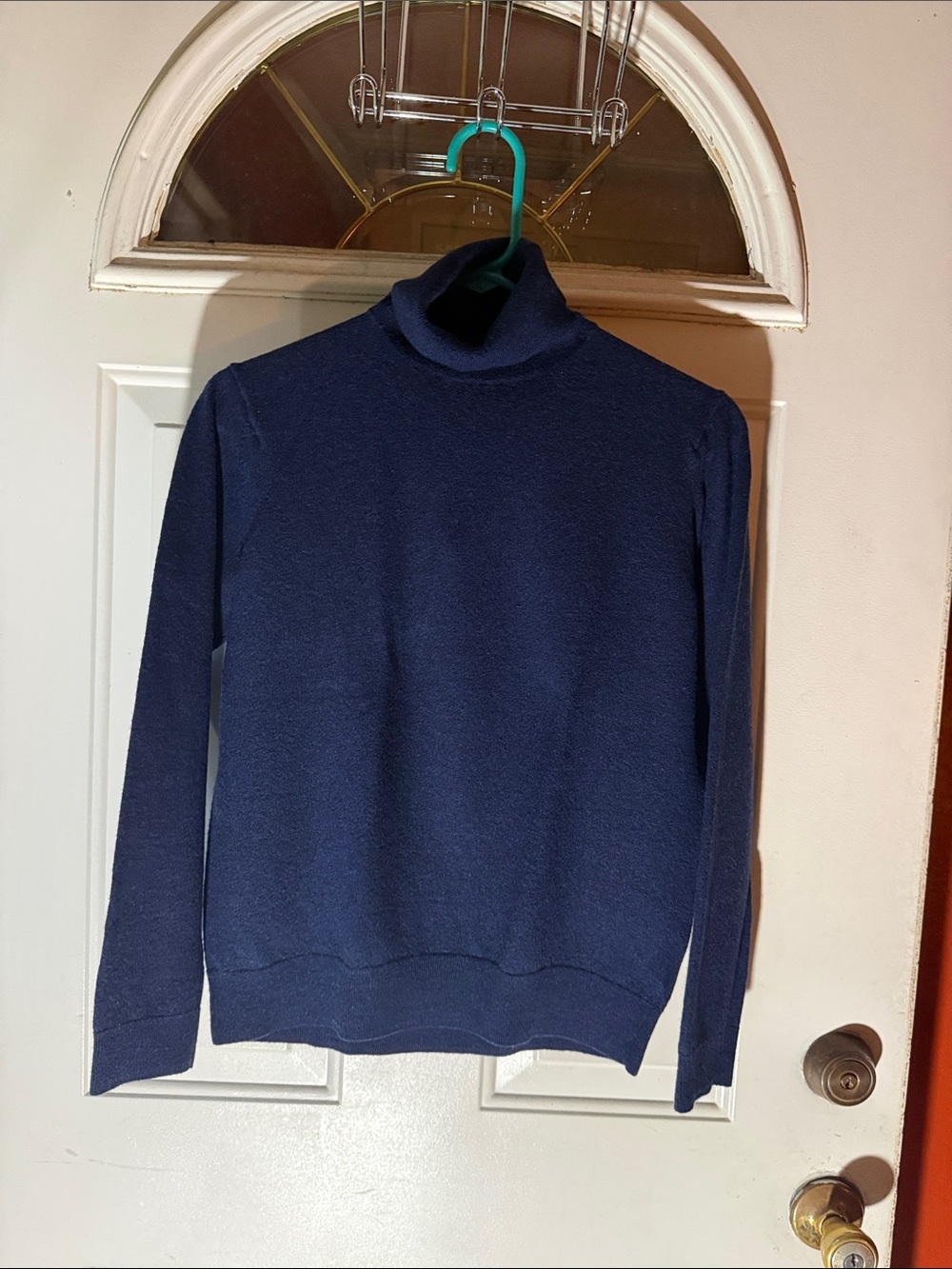 Jos A. Bank Reserve Navy Blue turtleneck sweater